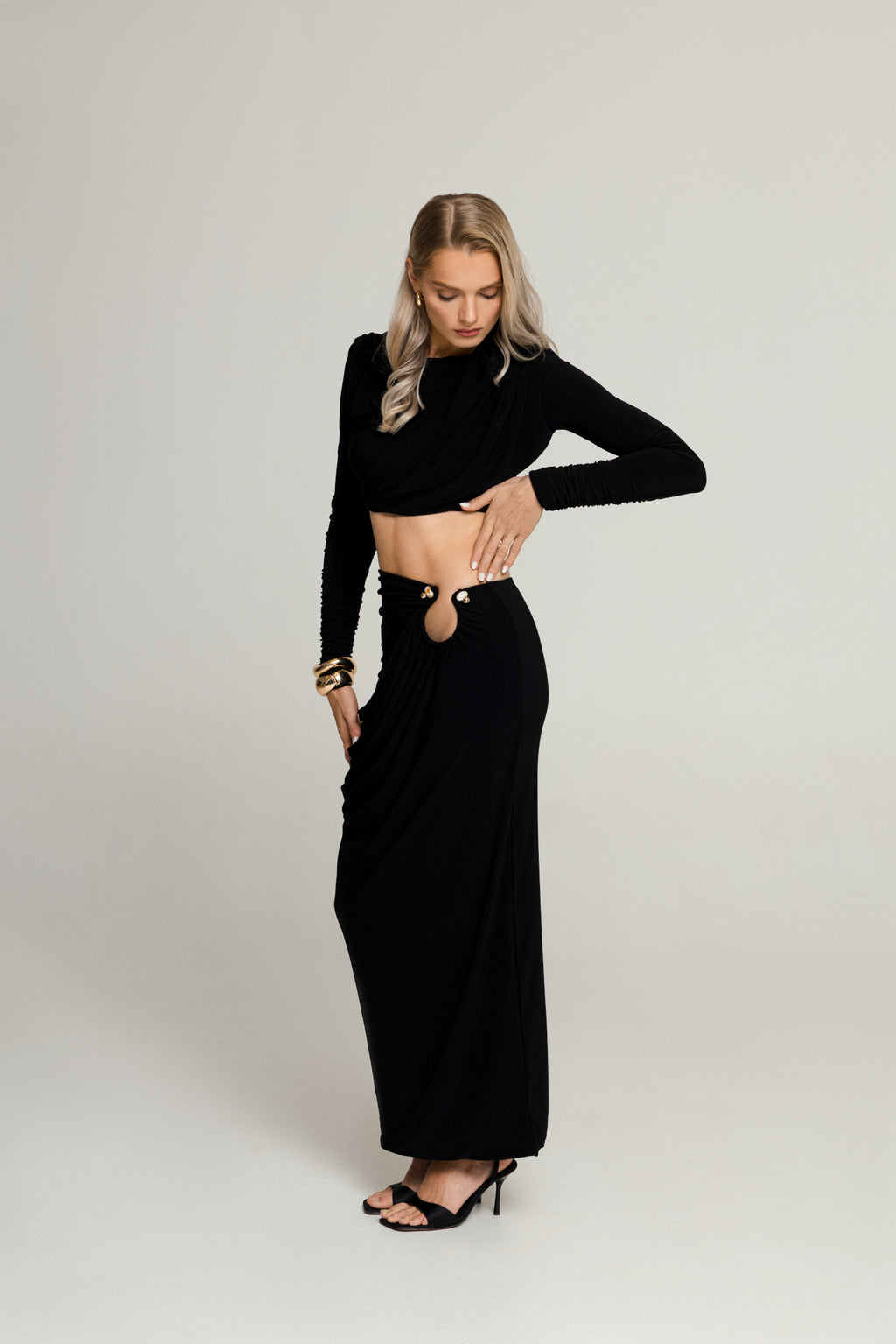 Sukneliu nuoma - ONYX